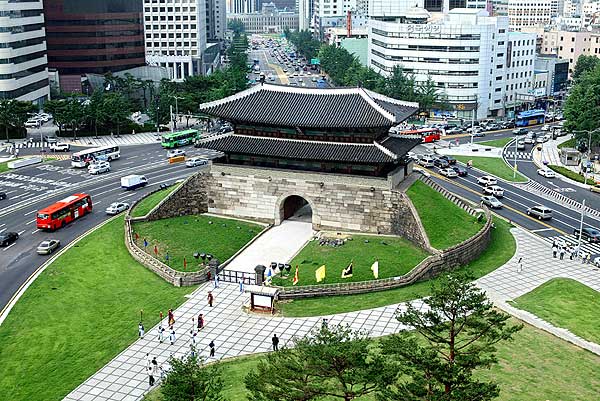 【写真】南大門の虹霓門も開放へ Joongang Ilbo 中央日報