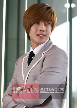 アテナ スタッフ キム ヒョンジュンのために情報員の配役作る Joongang Ilbo 中央日報