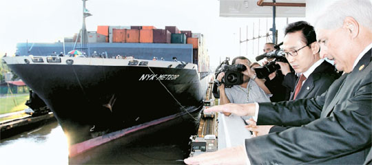 李大統領がパナマ運河を訪問 韓国大統領では初めて ２ Joongang Ilbo 中央日報