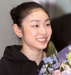 ２０１１モスクワ世界フィギュア選手権大会を終えて２日に帰国したキム・ヨナ（２１、高麗大）。