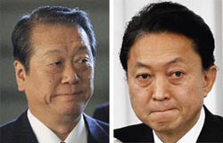 日本民主党の小沢一郎元代表と鳩山由紀夫前首相。