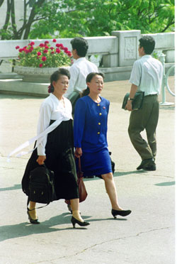 北朝鮮女性 猛暑にもノースリーブ ミニスカートが着れない訳 Joongang Ilbo 中央日報