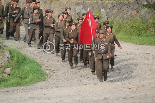 北朝鮮軍内で女性軍の比率が大きく増えている。