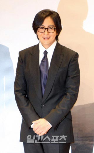 ドラマ「ドリームハイ」ＤＶＤ発売記念イベントに参加するために９カ月ぶりに日本を公式訪問したペ・ヨンジュン。