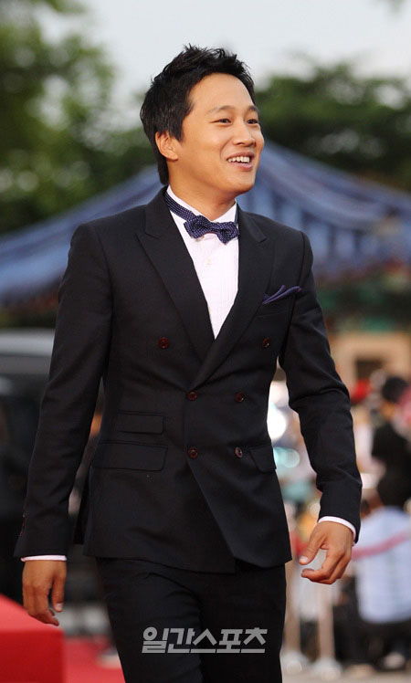 ２児のパパになった俳優のチャ・テヒョン。