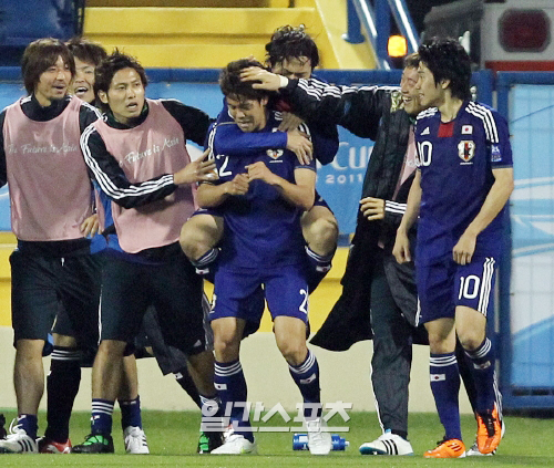 サッカー 日本 ロンドン五輪予選２連勝 Joongang Ilbo 中央日報
