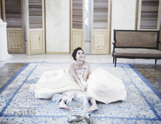 ウエディング写真を公開した女優チェ・ジョンユン（写真＝ヘブンリースター提供）。