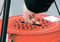 韓国救世軍の赤い社会鍋。