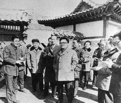 １９７９年、訪問先の平壌朝鮮芸術映画撮影所にて。