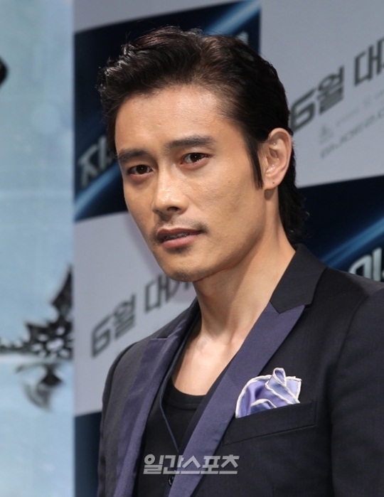 カンヌで韓国人監督 ハリウッドでは韓国人俳優が 偉大なる挑戦 ２ Joongang Ilbo 中央日報