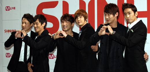 グループのＳＨＩＮＨＷＡ（神話）。