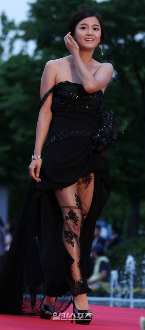 １９日、富川（プチョン）国際ファンタスティック映画祭開幕式のレッドカーペットに登場した女優のナム・ボラ。