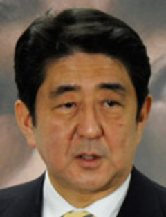 安倍晋三自民党総裁。