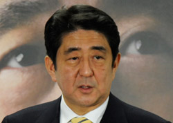 安倍晋三自民党総裁。