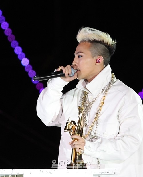 ＢＩＧＢＡＮＧのＧ－ＤＲＡＧＯＮ