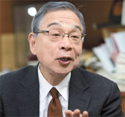 ０６年から１０年まで駐中日本大使を務めた宮本雄二日中関係学会会長（６７）