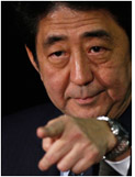 日本の安倍晋三首相。