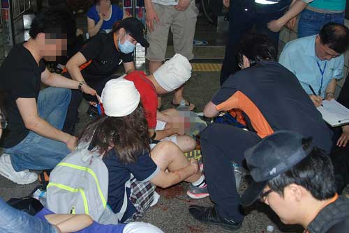 野塔駅エスカレーター事故［写真＝盆唐消防署提供］