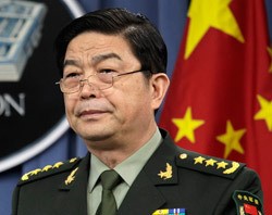 中国の常万全国防相。