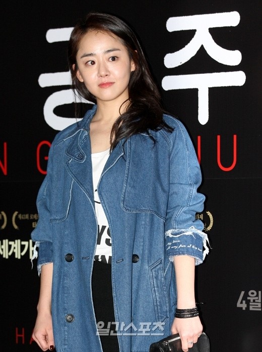 ２日、ソウル往十里（ワンシムニ）ＣＧＶで開かれた映画『ハン・ゴンジュ』ＶＩＰ試写会に登場した女優のムン・グニョン。
