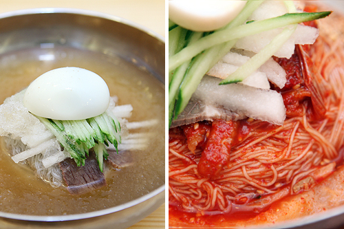 冷たいものが食べたくなるこの季節。肉のダシにトンチミ（大根の水キムチ）の酸味がきいた冷スープで食べる冷麺（ネンミョン）と、コチュジャン（唐辛子味噌）の辛口ダレに絡めて食べるビビン冷麺は夏の韓国に欠かせない定番料理。