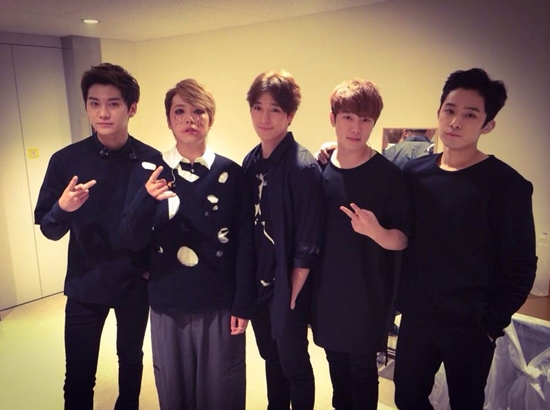 ＦＴＩＳＬＡＮＤ（写真＝ＦＮＣエンターテインメント）