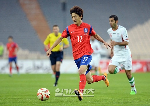 アジアカップ 危機を迎えた韓国代表チーム ｆｗ李青竜のけが深刻 Joongang Ilbo 中央日報