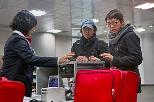 旅行最終日にはソウル駅や江南エリアにある「都心空港ターミナル」を活用してみましょう。事前搭乗手続きとともにスーツケースも預けられ、フライト時間まで身軽に市内観光やショッピングを楽しめます。ロッカーや荷物預かり所を上手に利用して、楽ちん旅しませんか？