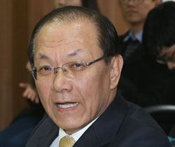 黄祐呂（ファン・ウヨ）社会副首相兼教育部長官