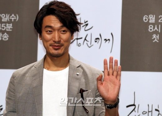 俳優キム・ミンジュン