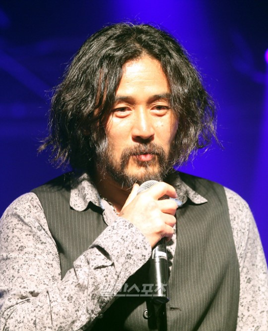 俳優チェ・ミンス（５３）