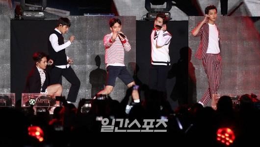 ＥＸＯ