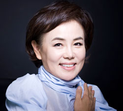 ファン・インギョン氏