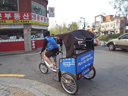 外国人ピックアップ用自転車人力車