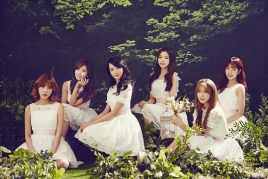 Ａｐｉｎｋ（写真＝Ａ　ＣＵＢＥエンターテインメント）