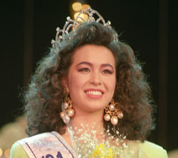 １９９１年にミスコリア真（１位）に選ばれたイ・ヨンヒョン氏。