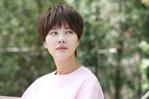 女優ファン ジョンウム ドラマ復帰目前 独特のヘアスタイルで関心集中 Joongang Ilbo 中央日報