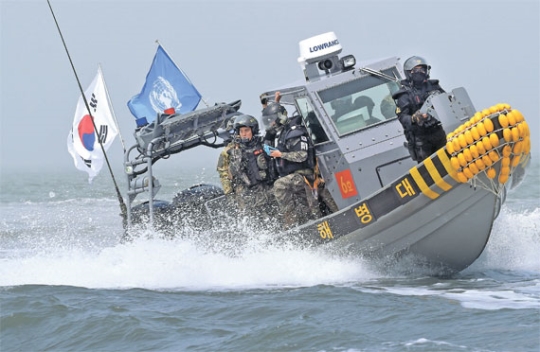 中国漁船退去作戦中の軍・国連司令部（写真＝合同参謀本部）