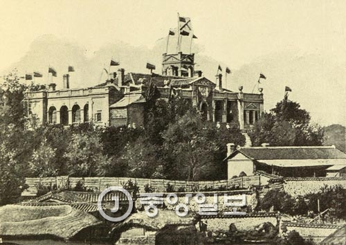 旧韓末のロシア公使館（中央フォト）