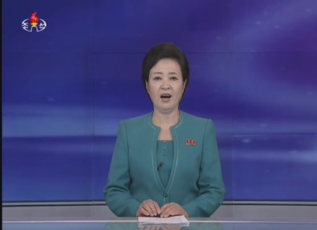 朴槿恵大統領に対する非難を浴びせる１９日の朝鮮中央テレビ（写真＝朝鮮中央テレビキャプチャー）