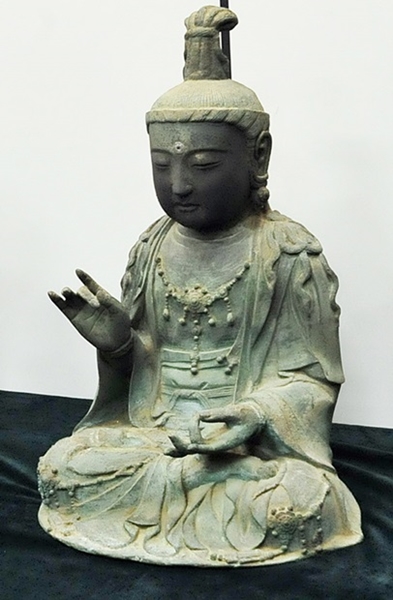 対馬から韓国に持ち込まれた金銅観音菩薩座像