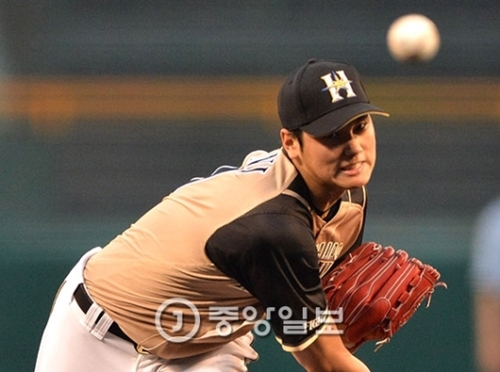 日本代表のエース大谷翔平が足首の故障で来月のＷＢＣに投手として出場するのが難しくなった。しかし野手として出場する可能性は残っている。（中央フォト）