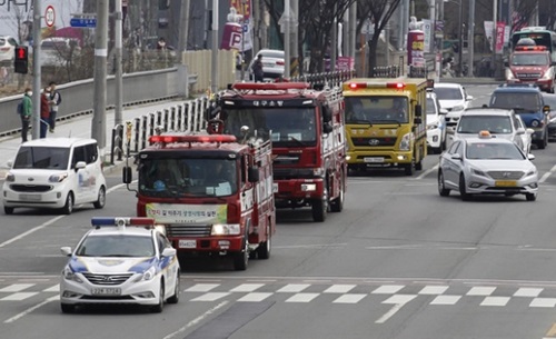 大邱（テグ）消防安全本部は今月２２日、緊急車両が災害現場に迅速に出動できるようにするための訓練を実施した。