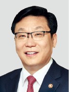 周亨煥（チュ・ヒョンファン）産業通商資源部長官