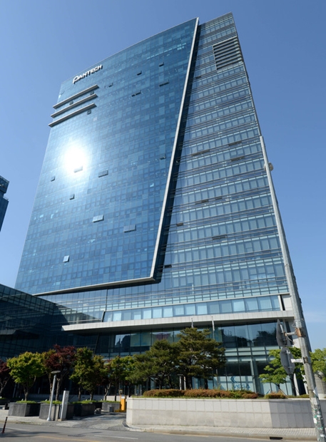 ソウル・上岩洞のパンテック本社全景。建物主はハンセムでパンテックはこの建物を借りている。（写真＝中央フォト）