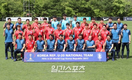 サッカー ｕ ２０代表チーム ワールドカップに向けて ファイト Joongang Ilbo 中央日報