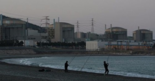 慶北慶州市陽南面月城原子力本部。左側から月城４号機、３号機、２号機、１号機。