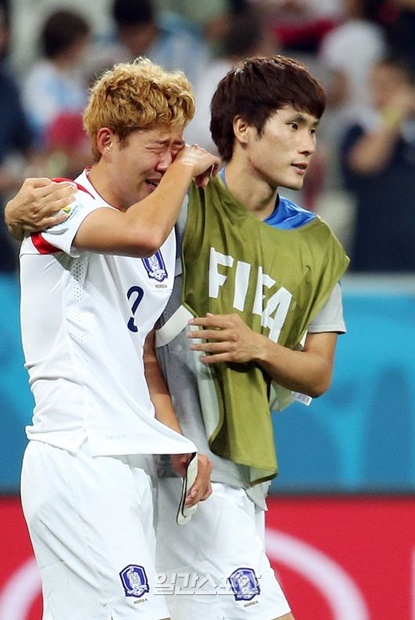 ２０１４年ブラジルＷ杯当時、韓国のグループリーグ敗退が決まって涙を流す孫興民（ソン・フンミン）。