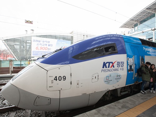 平昌（ピョンチャン）冬季オリンピック開幕に伴い、　韓国高速鉄道ＫＴＸ京江（キョンガン）線（通称オリンピック路線）が１２月２１日、江原道（カンウォンド）・江陵（カンヌン）での開通式を終え、本日より運行を開始しました！