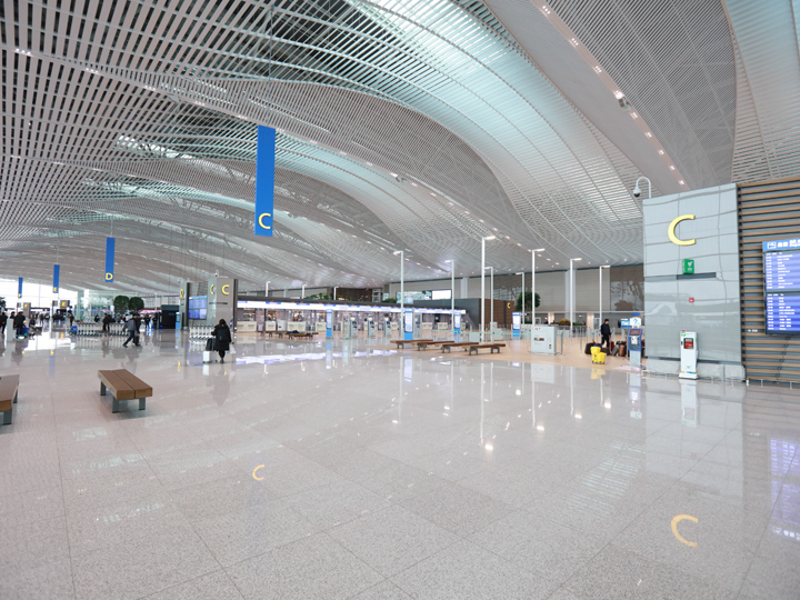 １月１８日にオープンしたばかりの「仁川（インチョン）国際空港第２旅客ターミナル」には、韓国のご当地グルメを堪能できるグルメ店が多数入店しています。